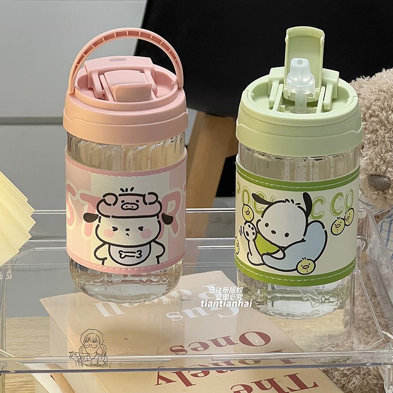 Kính Bình Nước Thủy Tinh Chịu Nhiệt Có Ống Hút Dung Tích 500ML