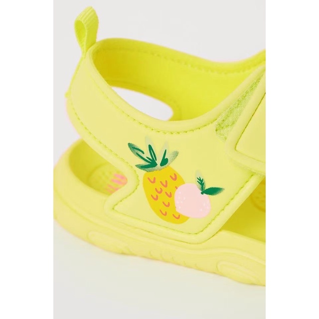 Sandal Bé Gái Xốp Siêu Nhẹ EVA Màu Vàng HM Size 28/29