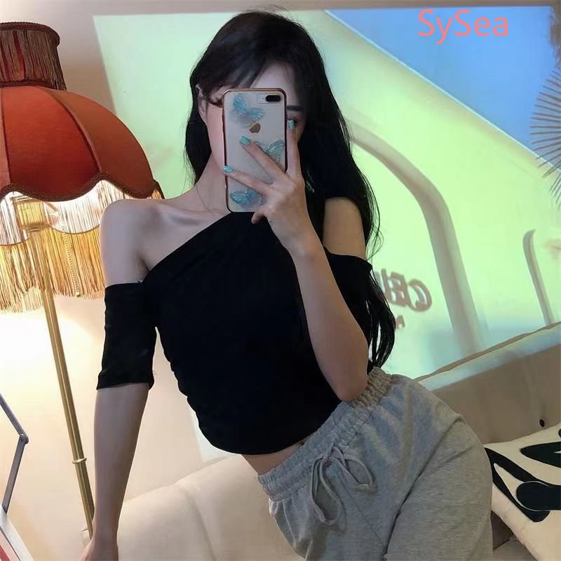 Áo Kiểu Ngắn Tay Trễ Vai Form Ôm Phong Cách Quyến Rũ