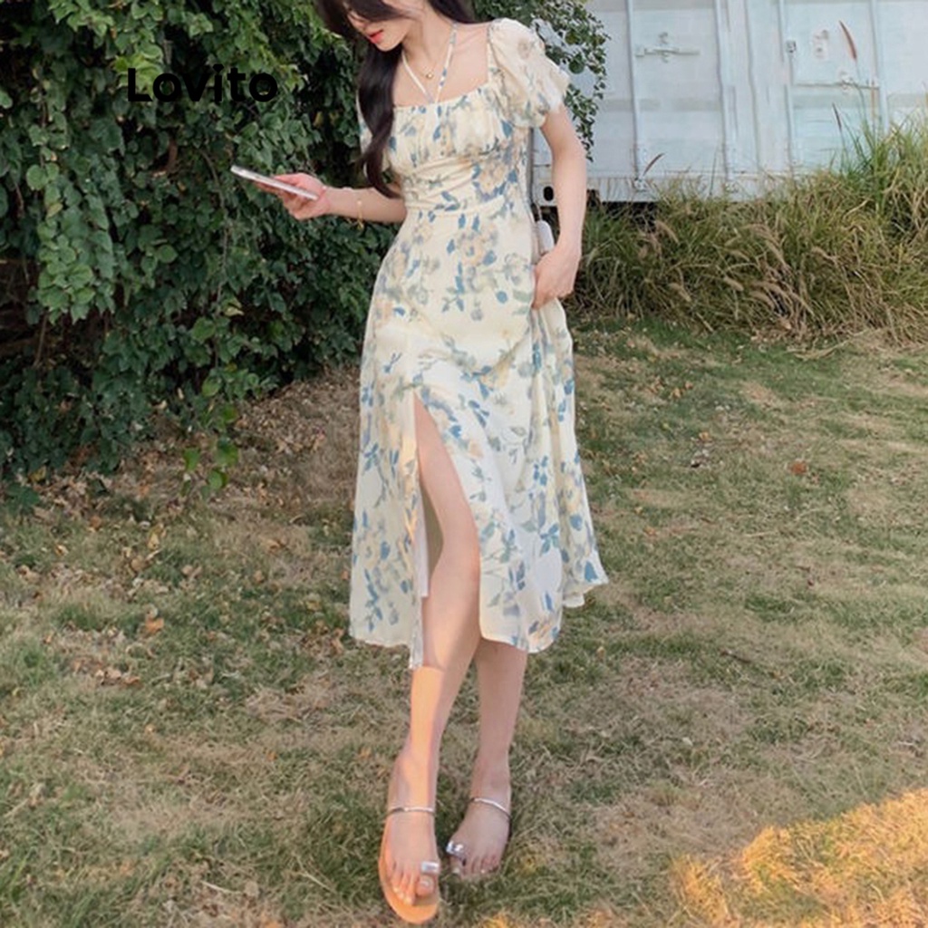 Đầm midi Lovito dáng chữ A tay phồng xẻ tà trước cổ vuông họa tiết hoa cơ bản cho nữ LNE02193 (màu trắng)