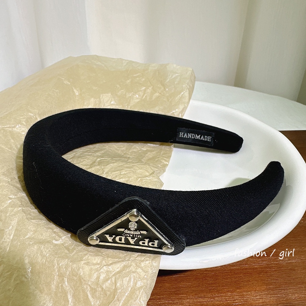 Băng Đô Vải Hình Tam Giác Màu Trắng Đen Thanh Lịch