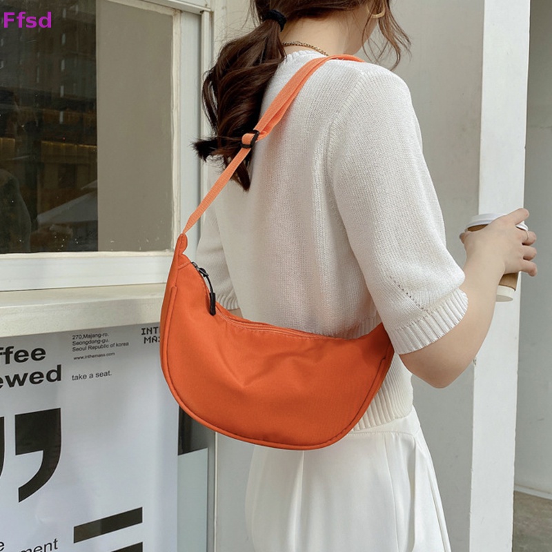 {Ffsd} Túi Đeo Chéo Ngực Du Lịch Sức Chứa Lớn Màu Trơn Hình Bán Nguyệt Cho Nữ
