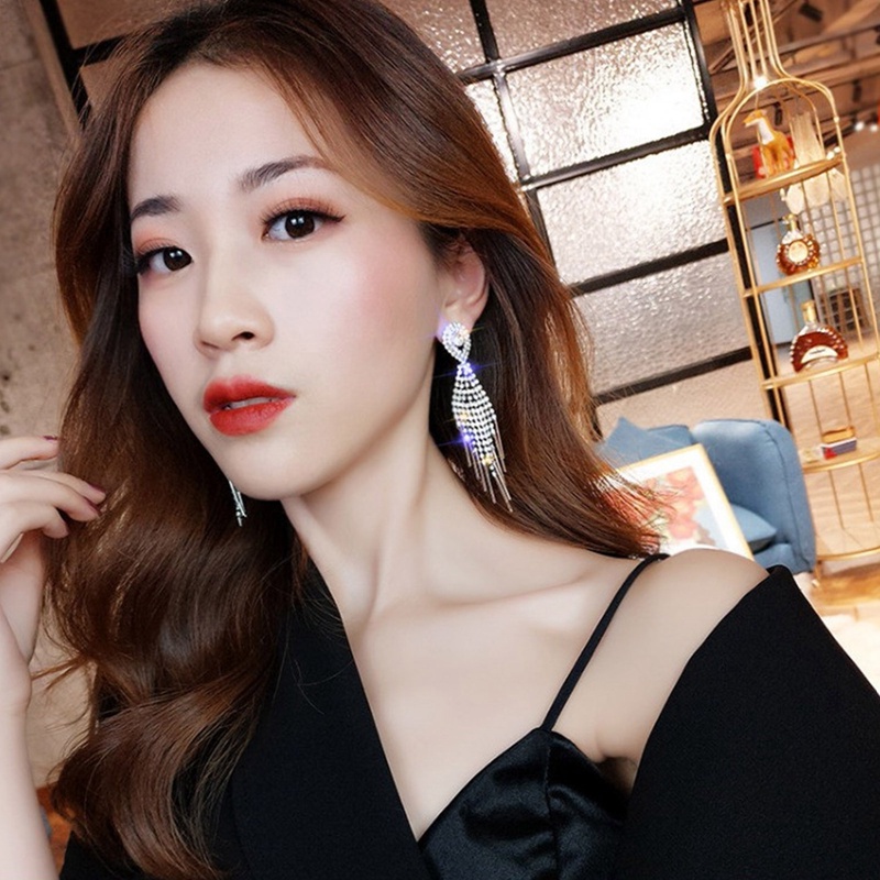 Bông Tai Dáng Dài Đính Pha Lê Lấp Lánh Thời Trang Sang Trọng Cho Nữ