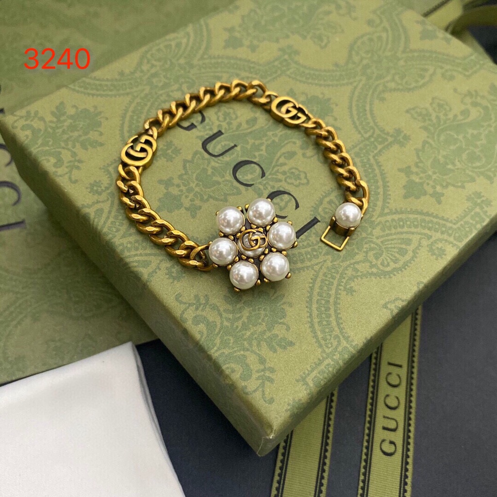 Vòng Đeo Tay Họa Tiết Chữ Gucci Màu Vàng Phong Cách Cổ Điển Thời Trang Cho Cặp Đôi