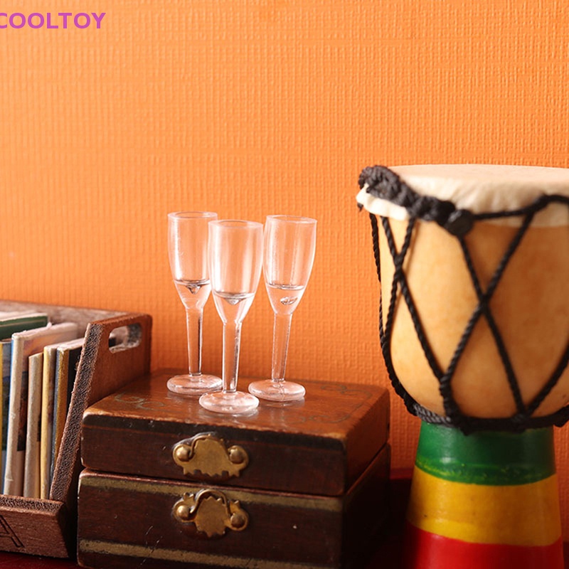 Set 4 Ly Nhựa Uống Rượu Mini Trang Trí Nhà Búp Bê