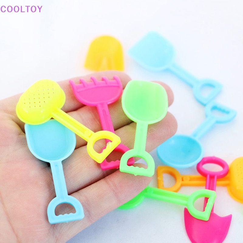 Cooltoy set 4 Mô Hình Dụng Cụ Đi Biển mini Trang Trí Nhà Búp Bê