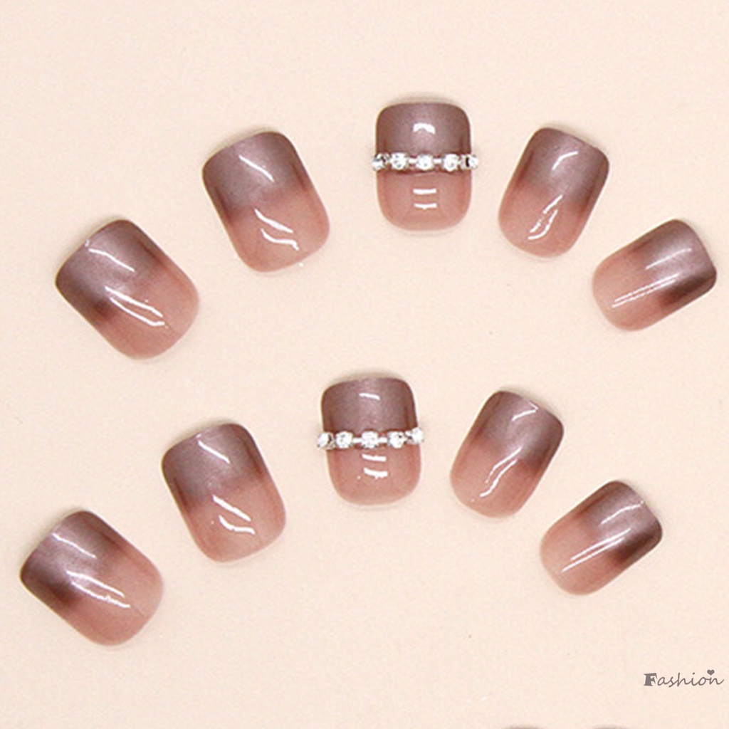 Móng Tay Giả Ngắn Hình Vỏ Sò Màu Hồng Kèm Dây Xích Thời Trang