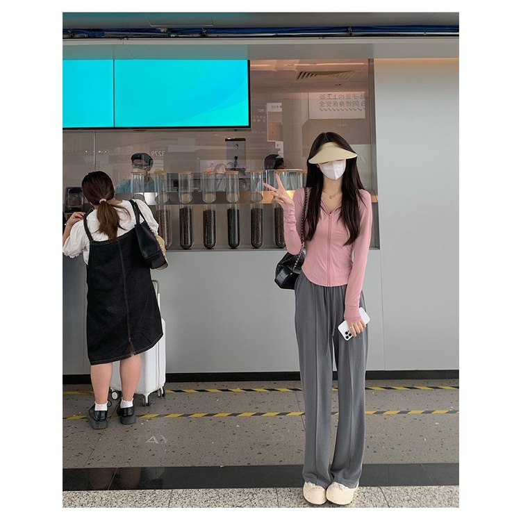 Áo Khoác Chống Nắng Và Tia UV Bằng Lụa Lạnh Mỏng Nhẹ Thoáng Khí Thời Trang Mùa Hè Cho Nữ