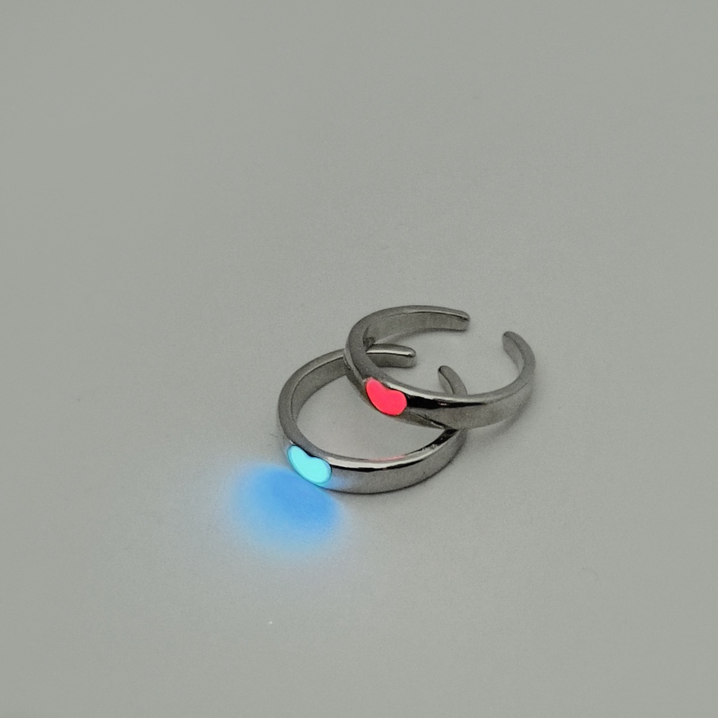 Nhẫn cặp 17KM mạ bạc mặt trái tim dạ quang phong cách Hàn Quốc