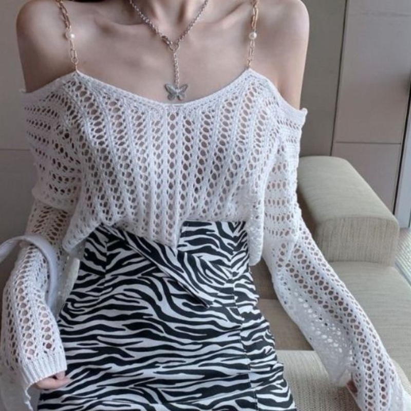 Áo Kiểu Trễ Vai Phong Cách Hàn Quốc Quyến Rũ Cho Nữ