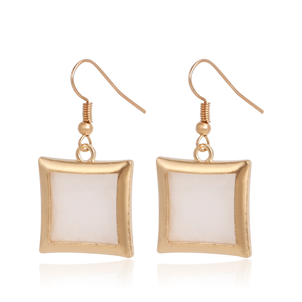 Khuyên Tai Kim Loại Hình Vuông Màu Trắng Phong Cách Retro Cá Tính Cho Nữ