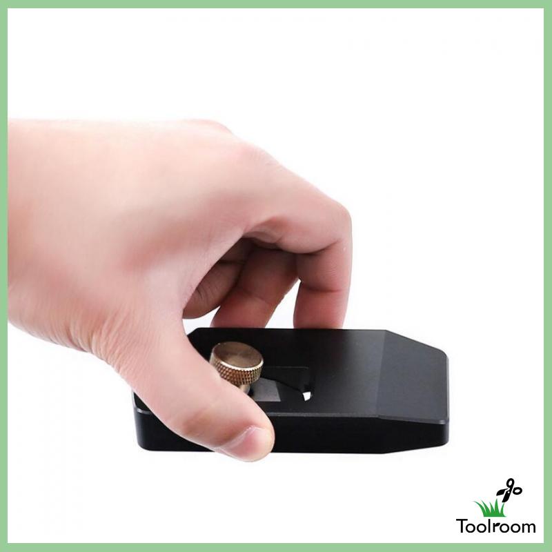 Dụng Cụ Cắt Tỉa Chuyên Dụng Chất Lượng Cao