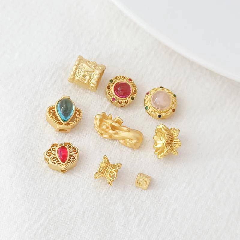 Chuỗi Hạt Đá Pha Lê Hai Mặt Lỗ Lớn Hình Trái Tim Pixiu