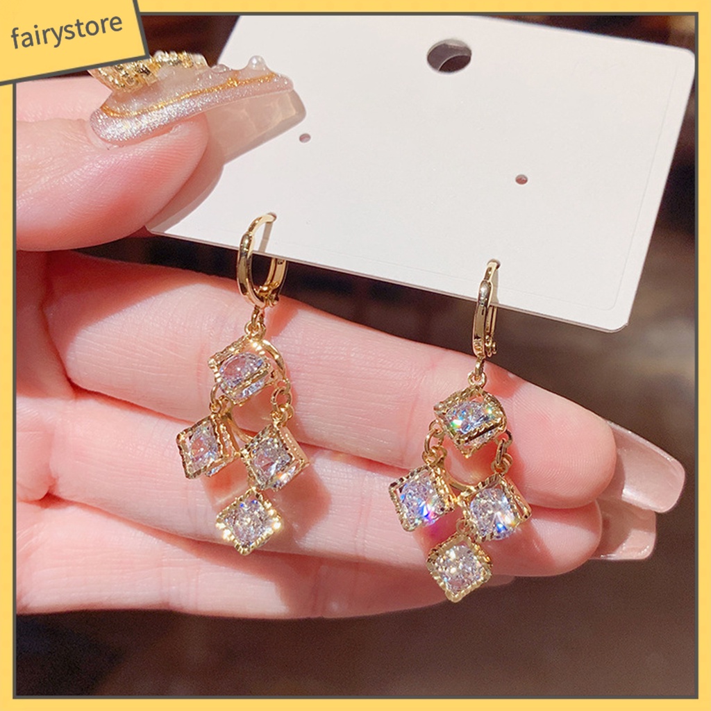 1 Đôi Bông Tai Hình Vuông Đính Đá Lấp Lánh Dành Cho Nữ