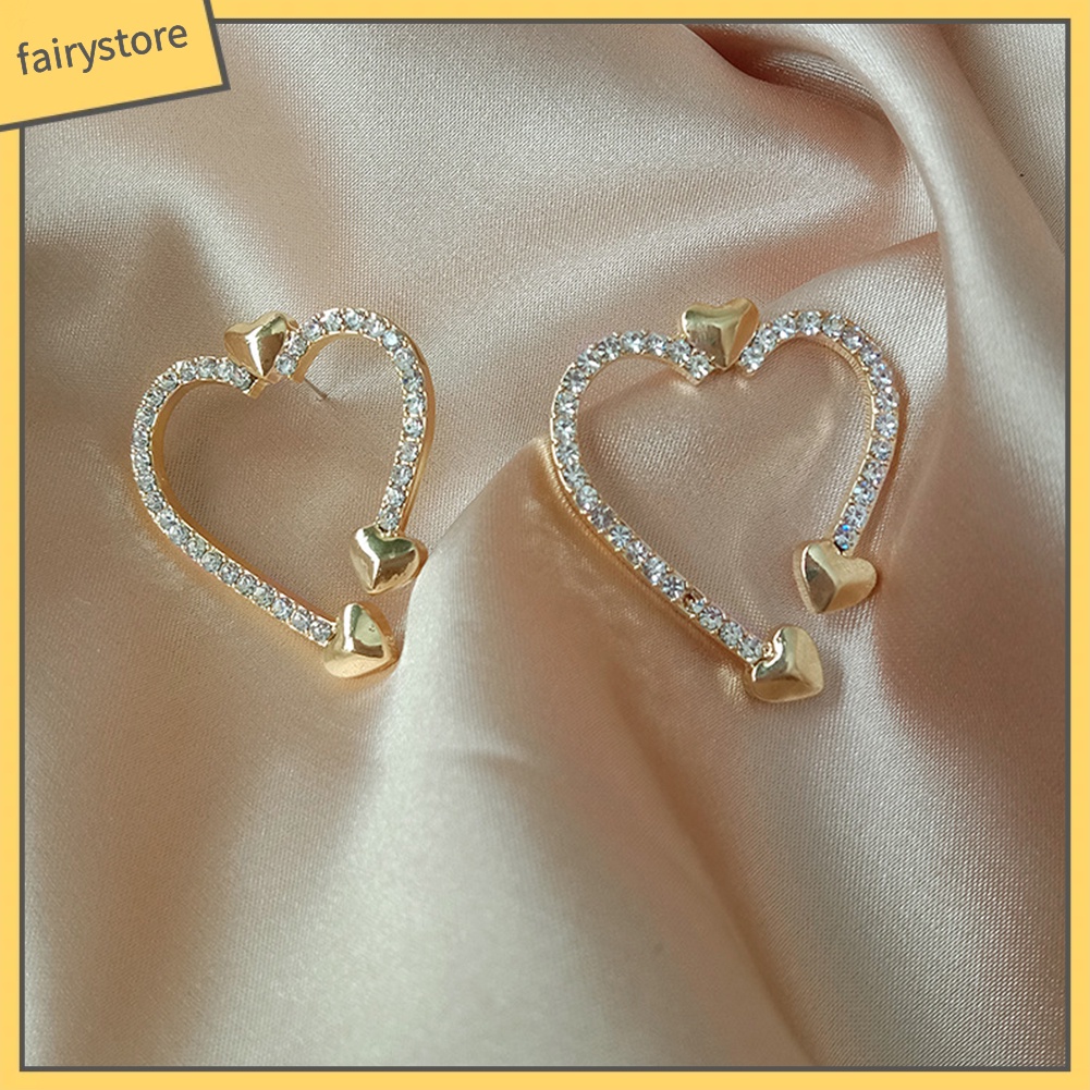 Bông Tai Hình Trái Tim Bằng Kim Loại Thời Trang Dành Cho Nữ