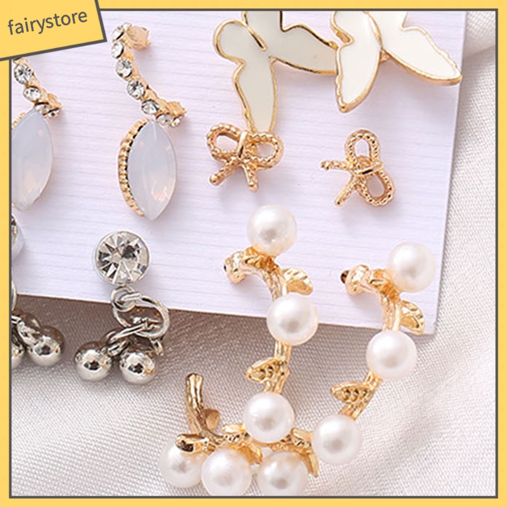 1 Bộ Bông Tai Hình Trái Tim Đính Đá Acrylic Lấp Lánh Thời Trang