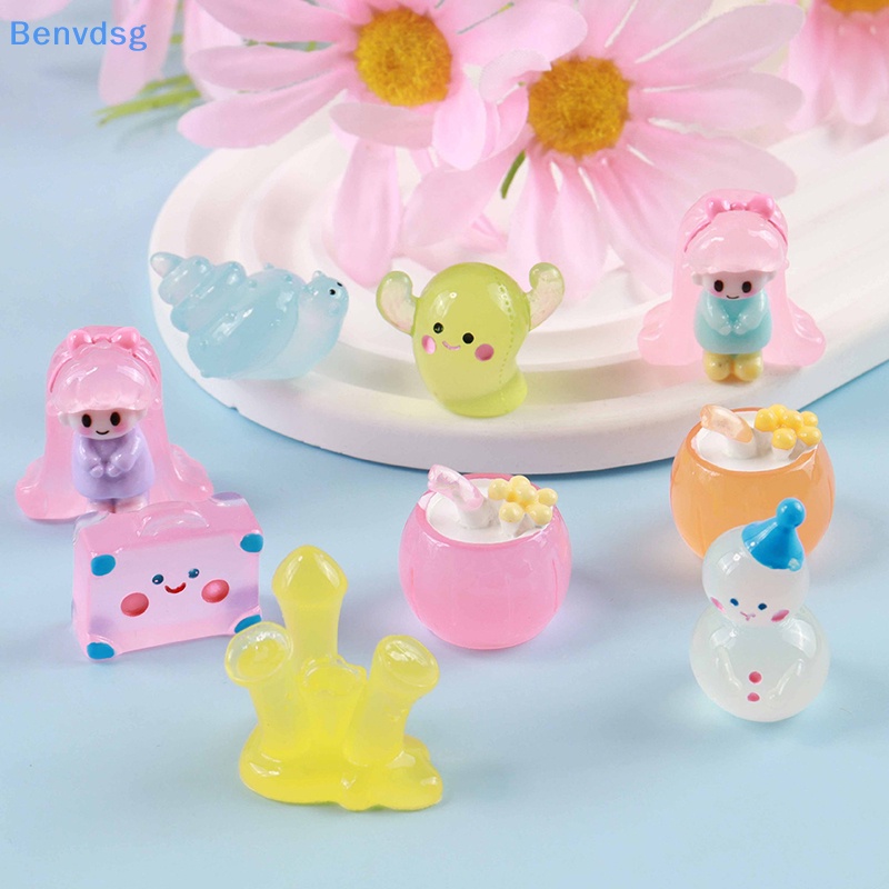 Bộ 3 Mô Hình Ốc Sên / Xương Rồng / Lâu Đài / Cây Dừa Dạ Quang Mini Bằng Nhựa Resin
