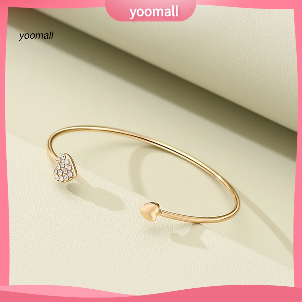 Vòng Tay Hở Mạ Vàng Hình Trái Tim Đính Đá Lấp Lánh Dễ Phối Đồ Thời Trang Cho Nữ