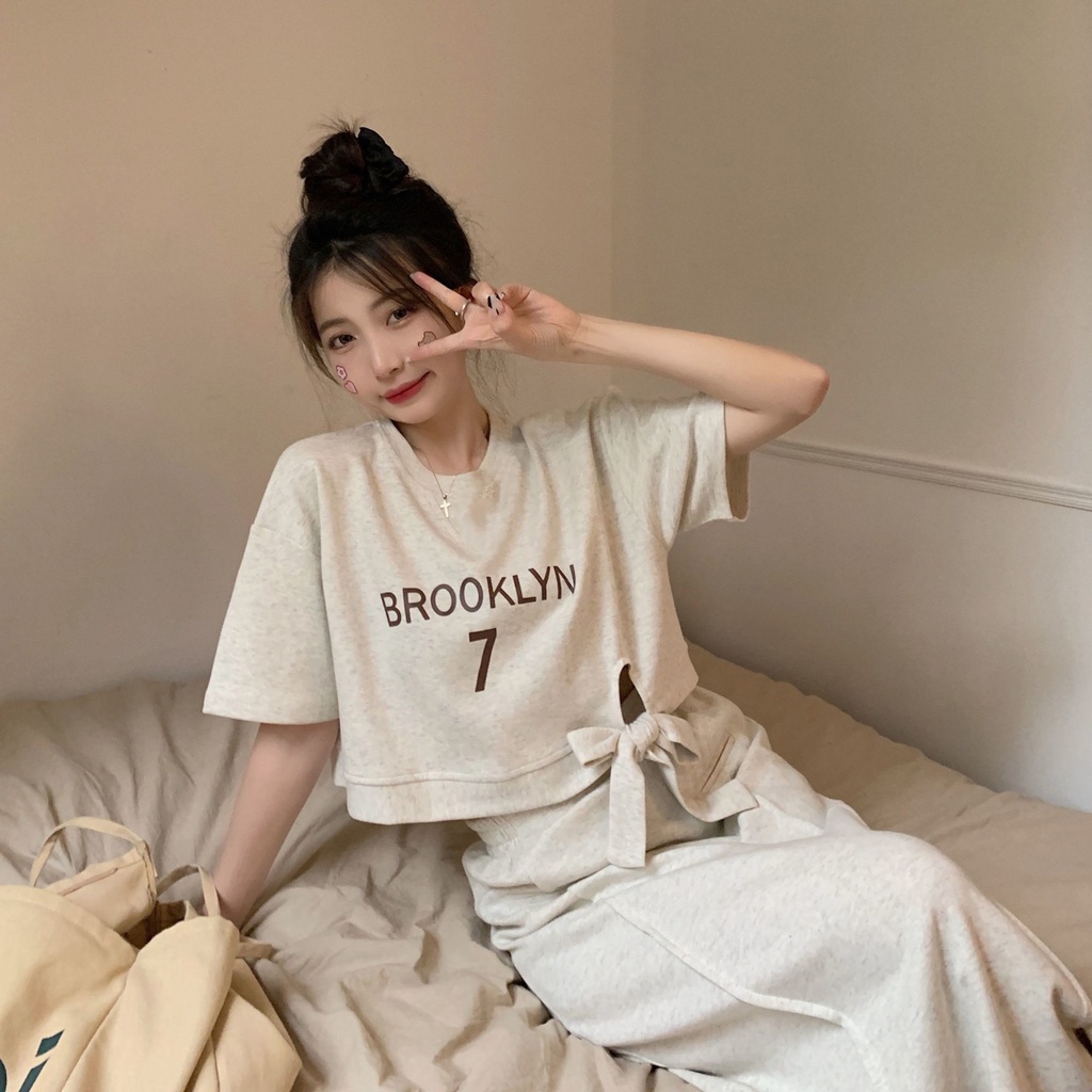 Bộ Áo Tay Ngắn + Chân Váy Thời Trang Mùa Hè Hàng Mới 2023 Dành Cho Bạn Nữ