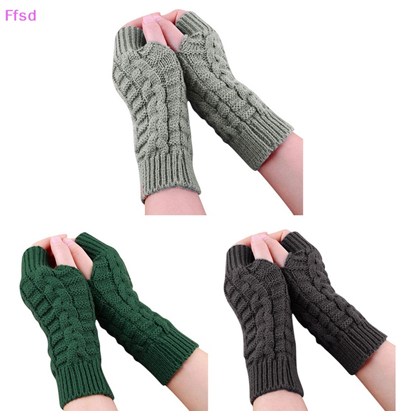 Găng Tay Len Hở Ngón Mềm Mại Giữ Ấm Mùa Đông Cho Nữ