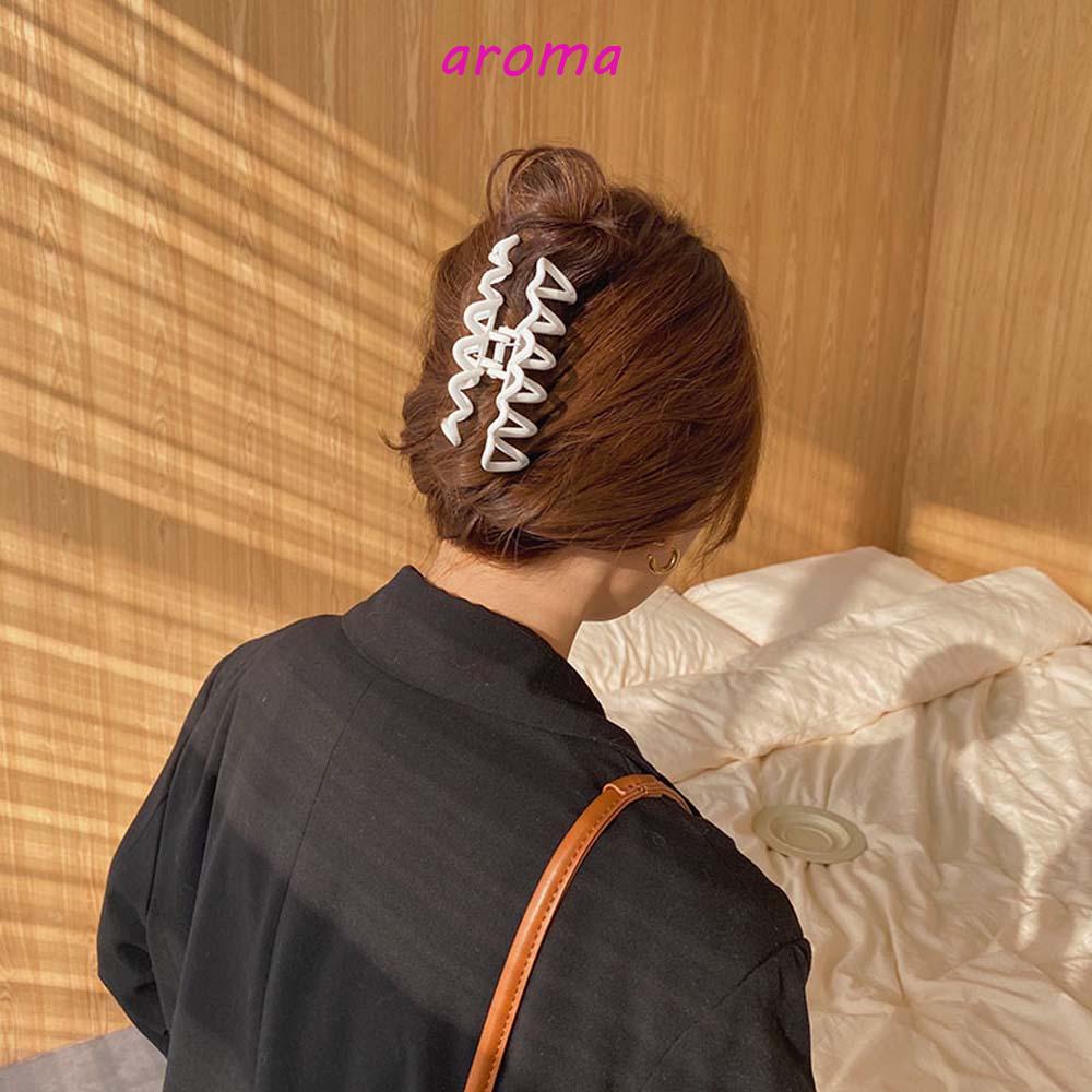 AROMA Kẹp Tóc Càng Cua Họa Tiết Hình Học Rỗng Tối Giản Cho Nữ