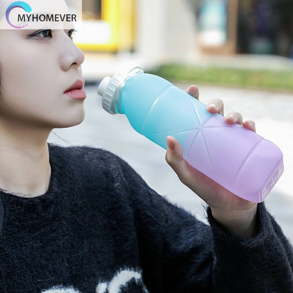 Bình Nước Thể Thao Bằng Silicone Không BPA Dung Tích 600ML