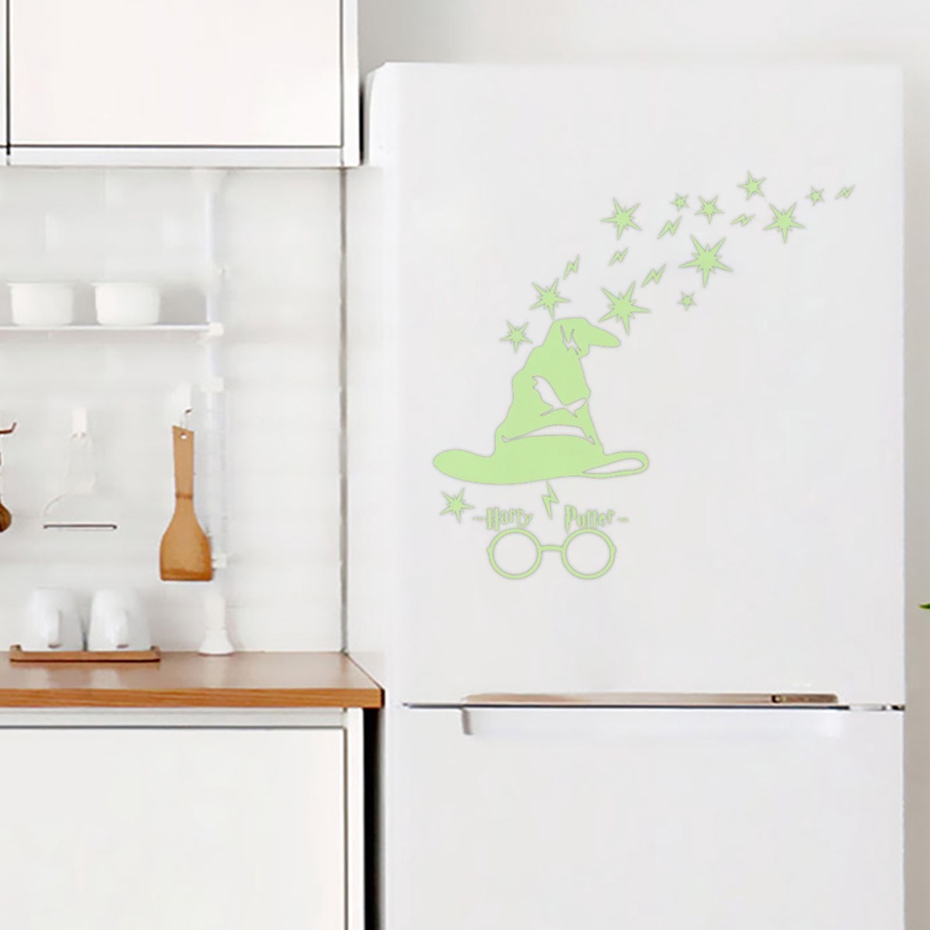 Miếng Dán Tường Bằng PVC Phản Quang Chống Trầy Trang Trí Nhà Cửa