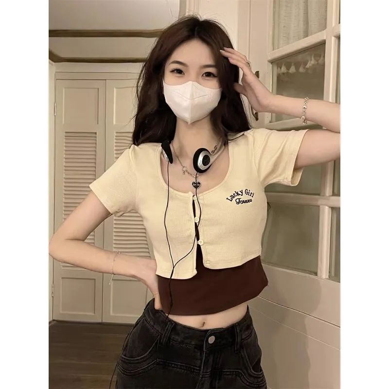 Áo Thun Ngắn Tay Cổ Vuông Giả Hai Lớp Phong Cách Mới Cho Nữ