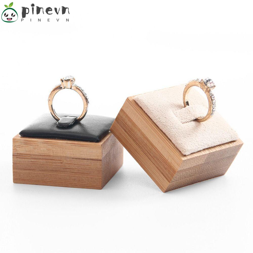 PINEVN Hộp Trưng Bày Trang Sức Bằng Da Và Nhung Sang Trọng