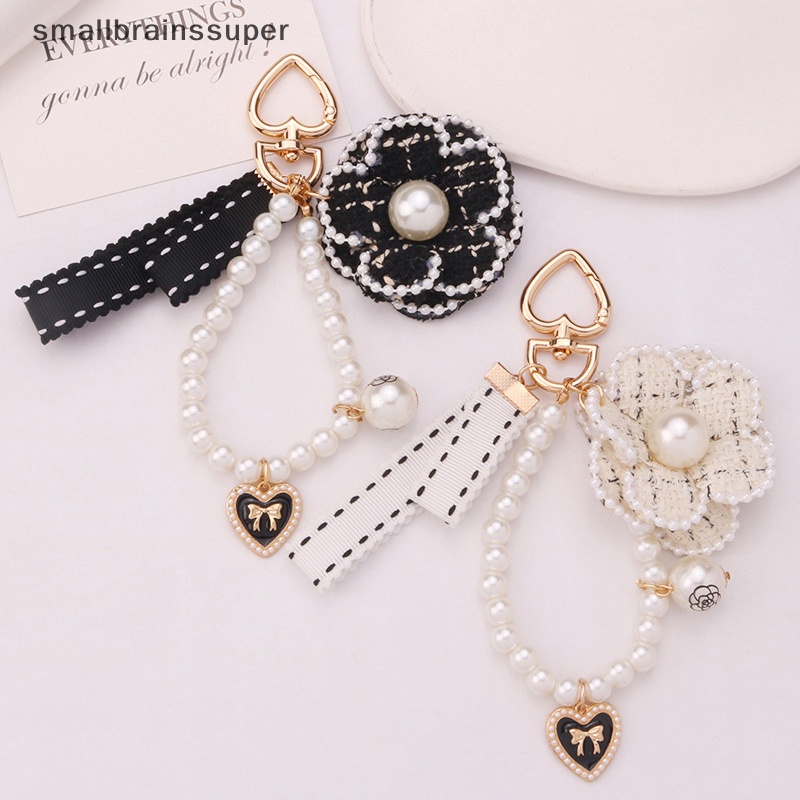 Móc Khóa Nhỏ Hình Hoa Trà Vải Đính Ngọc Trai Màu Sáng Thời Trang Cho Nữ SBS