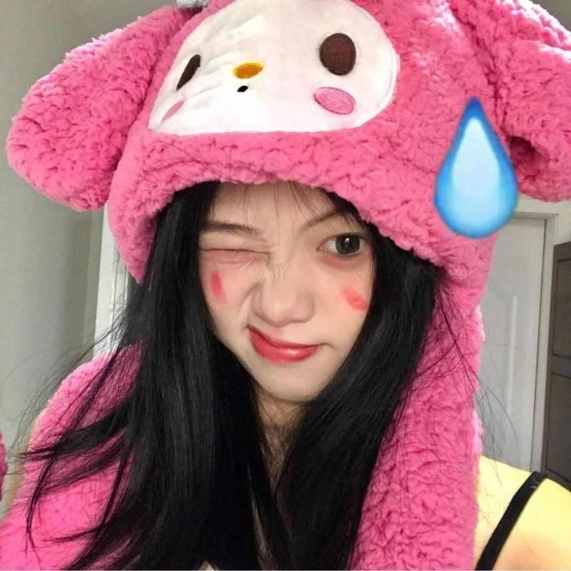 Mũ Len Kèm Khăn Choàng Cổ Và Găng Tay Hình Gấu / Dâu Tây Dễ Thương Cho Bé