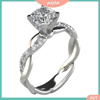 Nhẫn đính hôn đính đá lấp lánh sang trọng