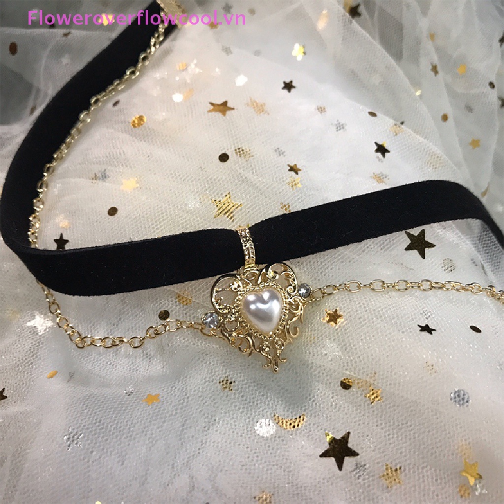 Vòng Cổ Choker Dây Nhung Đen Mặt Trái Tim Phong Cách Vintage