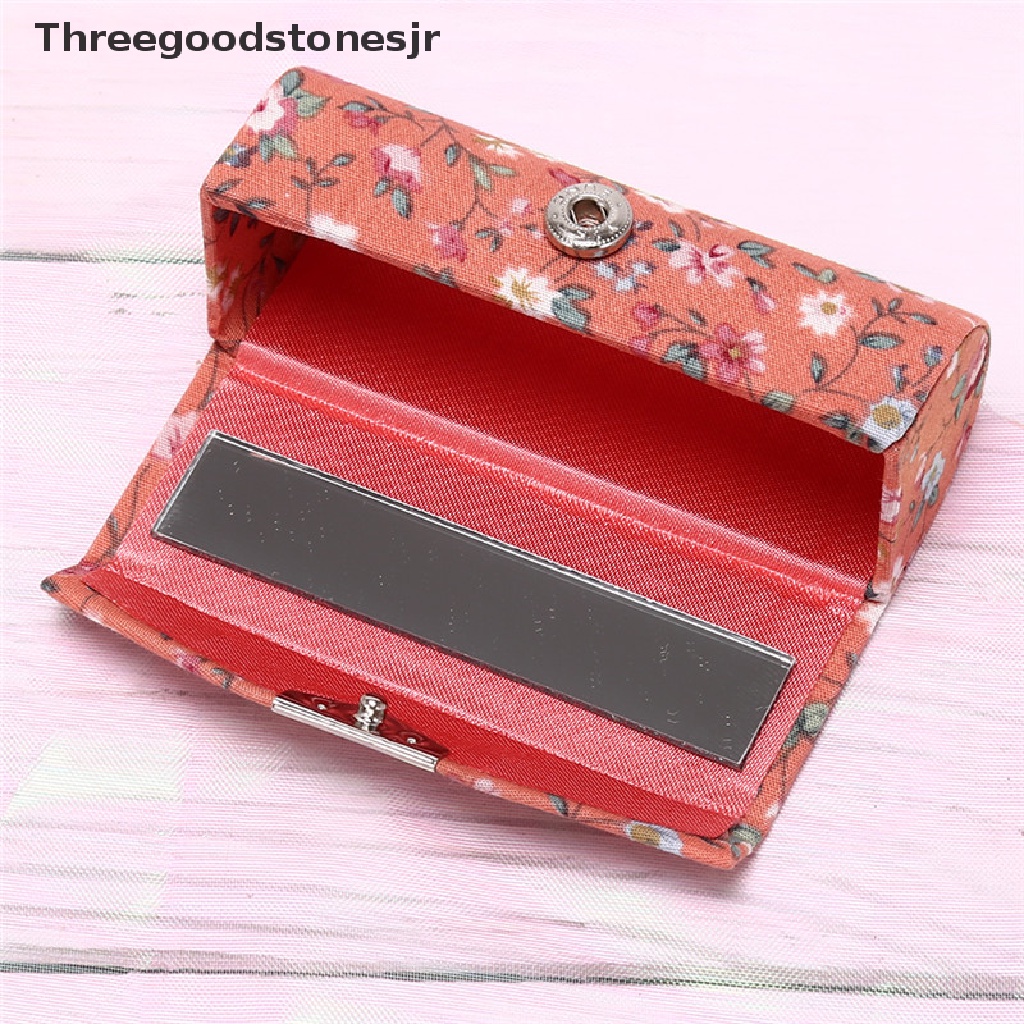 Hộp Đựng Son Môi TGS Họa Tiết Thêu Hoa Kèm Gương Tiện Dụng JR