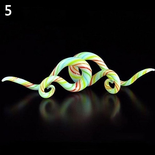 Khuyên Nong Tai Dạng Móc Hình Ốc Sên Mặt Kính Phong Cách Punk