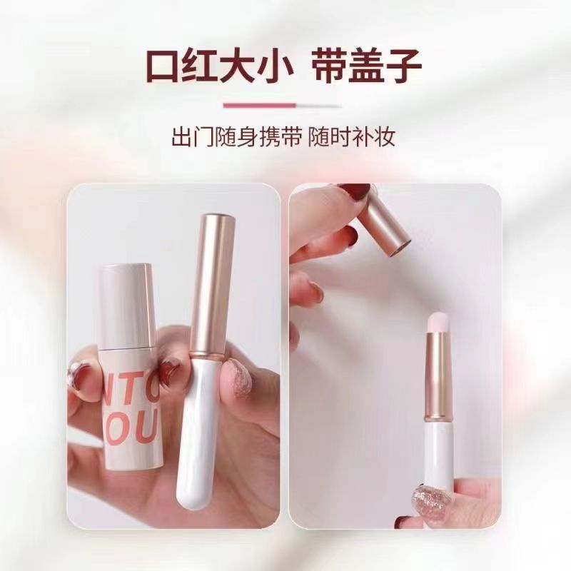 Cọ Tô Son Môi Mini Tay Cầm Ngắn Có Nắp Đậy