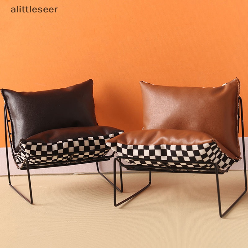 Mô Hình Ghế Sofa Mini Tỉ Lệ 1: 12 Dùng Để Trang Trí Nhà Búp Bê