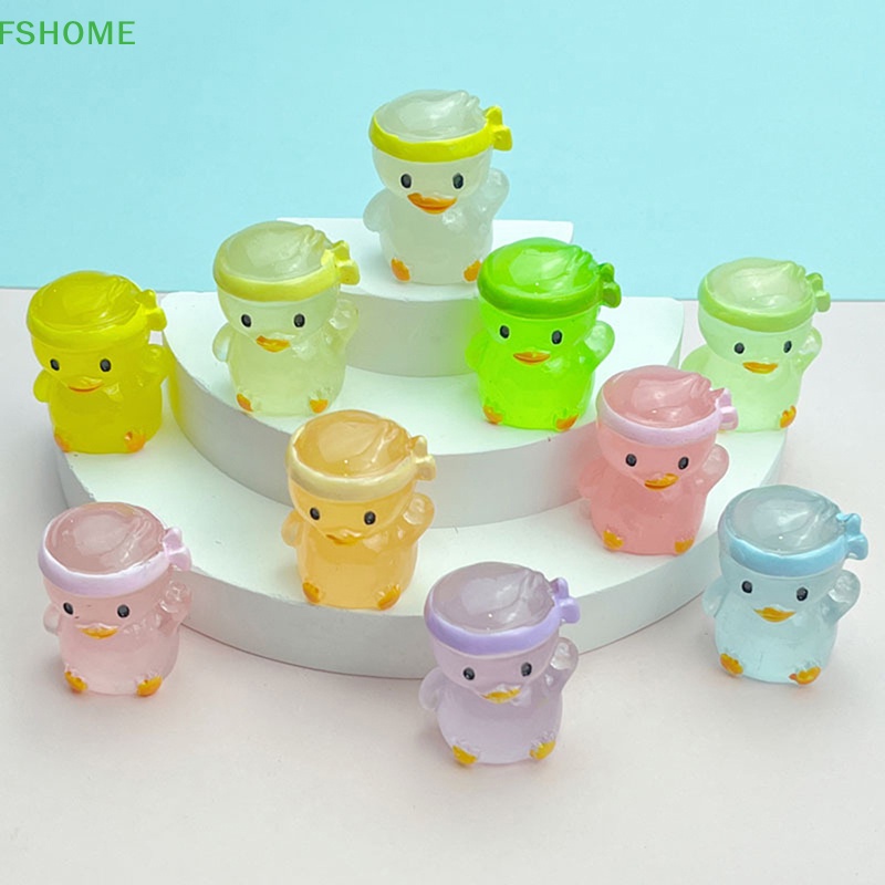 Set 5 Chú Vịt Mini Bằng Nhựa Phát Sáng Trong Bóng Tối Dùng Để Trang Trí Mới
