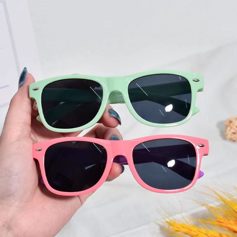 Trẻ em Trend Silicone Sunglasses UV bảo vệ mắt