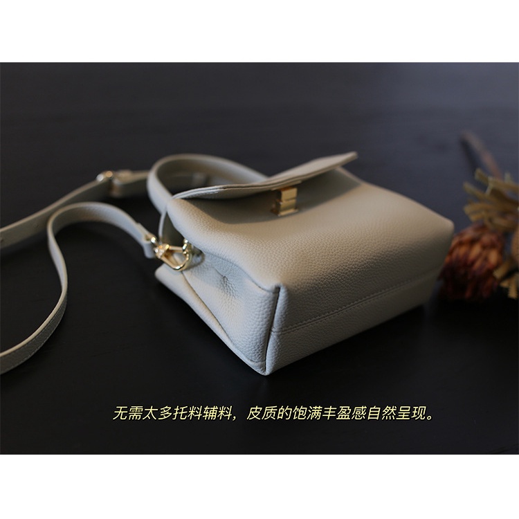 Túi Da Mềm Đeo Chéo Đựng Điện Thoại Họa Tiết Vỏ Quả Vải Thời Trang Xuân Hè 2023