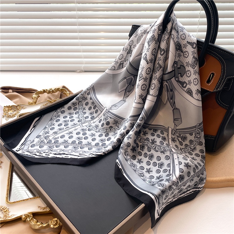 Khăn Choàng Cổ Hình Vuông 70X70Cm In Họa Tiết Hoa Bằng Lụa Thời Trang Xinh Xắn Cho Nữ