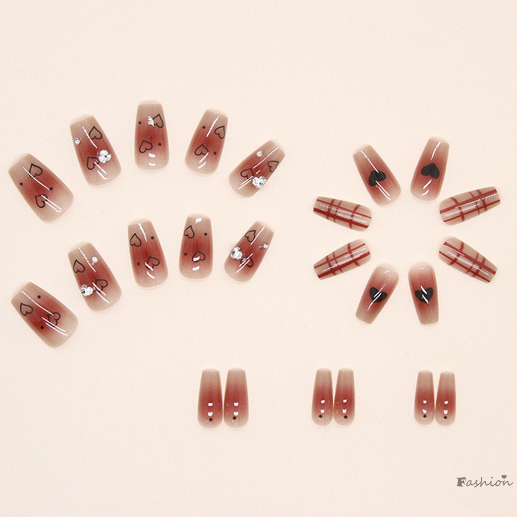 Móng Tay Giả Mỏng Che Phủ Toàn Diện Họa Tiết Trái Tim Kẻ Sọc