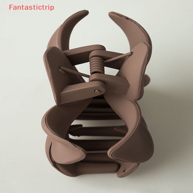 [Fantastictrip] Kẹp Tóc Móng Vuốt Màu Trơn Hoa Mặt Nhám Phong Cách Cổ Điển Thanh Lịch Mới