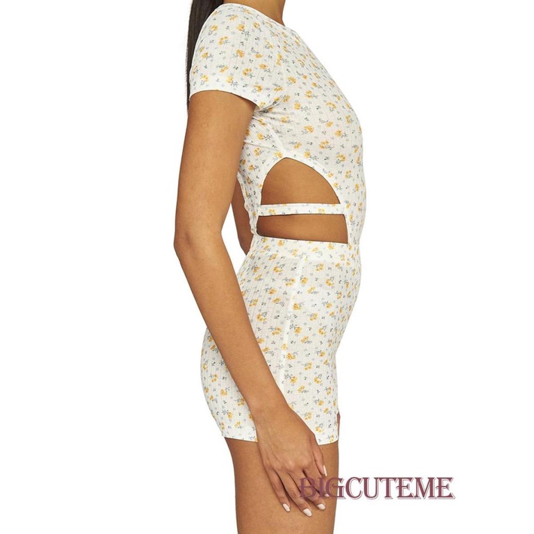 Bộ Áo Liền Quần Ngắn Tay Cổ Tròn In Hoa + Quần Short Ôm Dáng Thời Trang Mùa Hè Cho Nữ