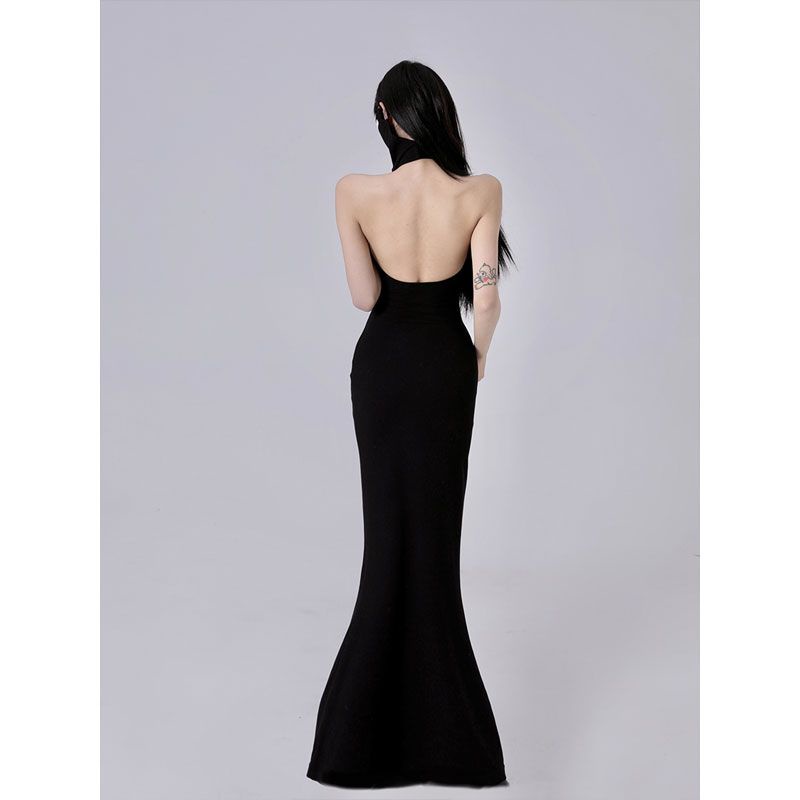 Váy Dài Ôm Eo Hở Rốn Màu Đen Trơn Mỏng Vừa Vặn Có Sẵn]