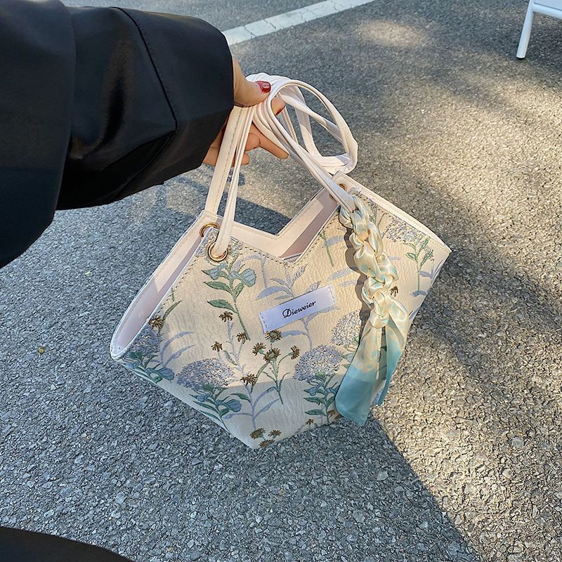 Túi tote Đeo Chéo Thời Trang Năm 2023 Cho Nữ