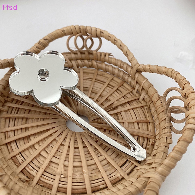 Kẹp Tóc Hình Hoa / Bướm Bằng Kim Loại Tráng Gương Acrylic Màu Bạc Thời Trang Dự Tiệc Y2K