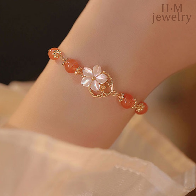 Vòng Tay Mã Não Đính Hoa Phong Cách Cổ Điển Sang Trọng