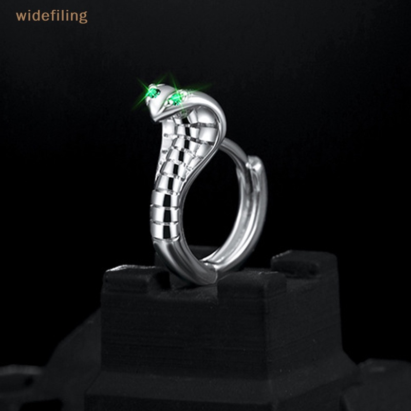 Bông Tai Hình Rắn Đính Đá Zircon Màu Xanh Lá Cây Phong Cách Hip Hop Thời Trang Cho Nam Và Nữ