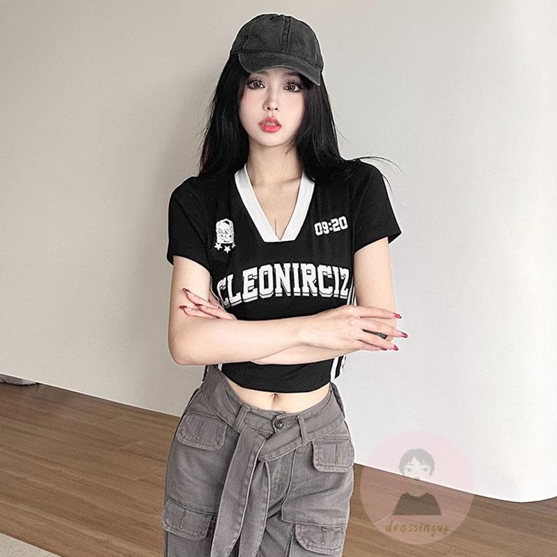 Áo Thun Ngắn Tay Cổ Chữ V Màu Đen In Chữ Thời Trang Mùa Hè Cho Nữ